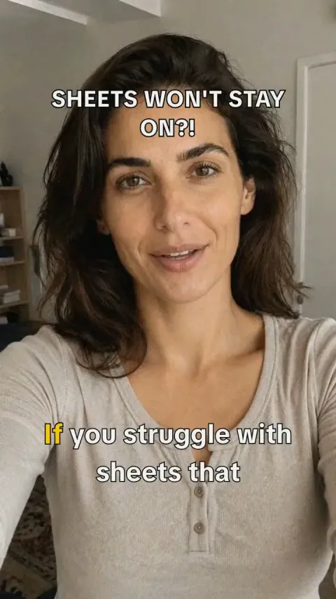 Frame from a Retiplex ad for fitted bedsheets, filmed as a selfie in a bedroom